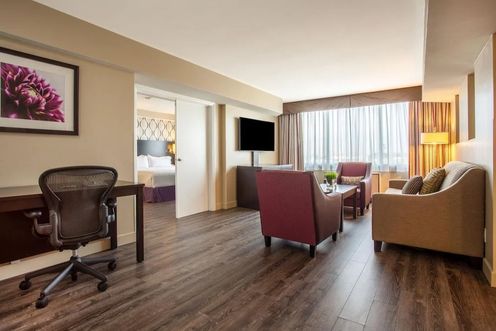 Holiday Inn Toronto International Airport